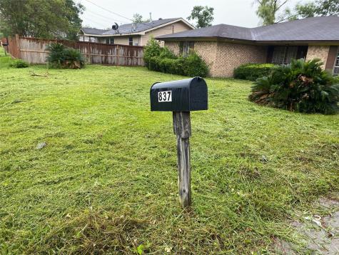 837 W Rittenhouse Road Houston TX 77091