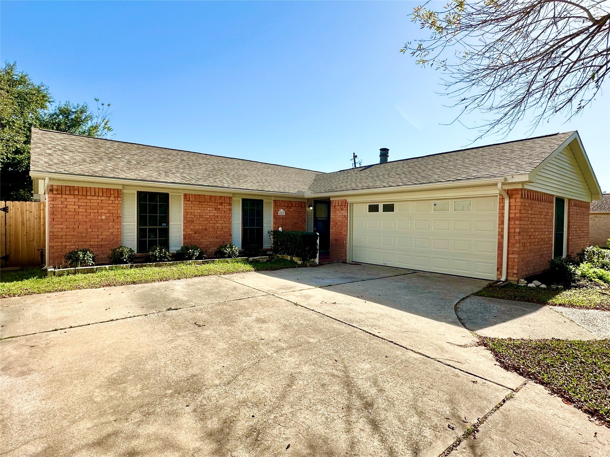 607 Derbyshire Drive Houston TX 77034