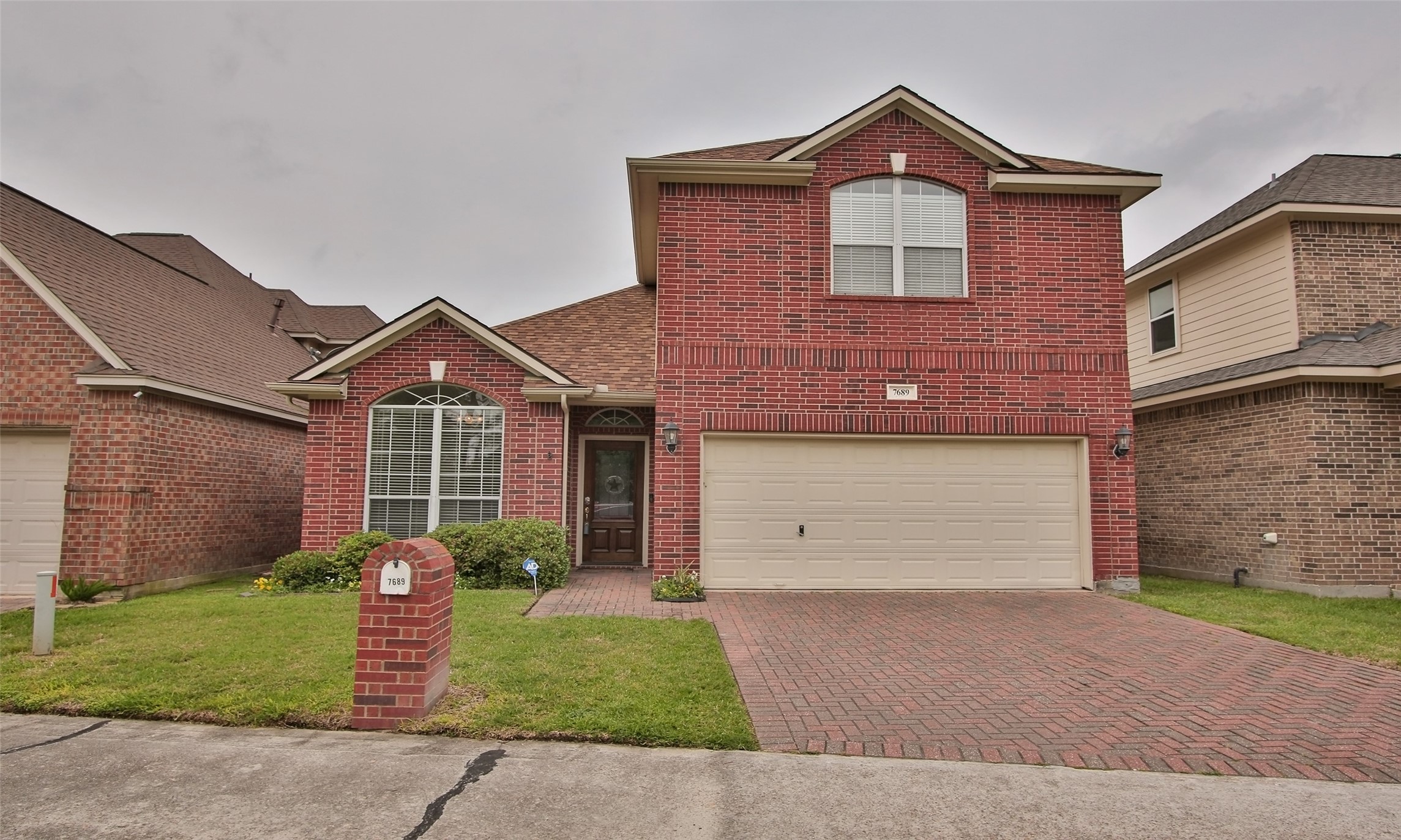 7689 Ameswood Road Houston TX 77095