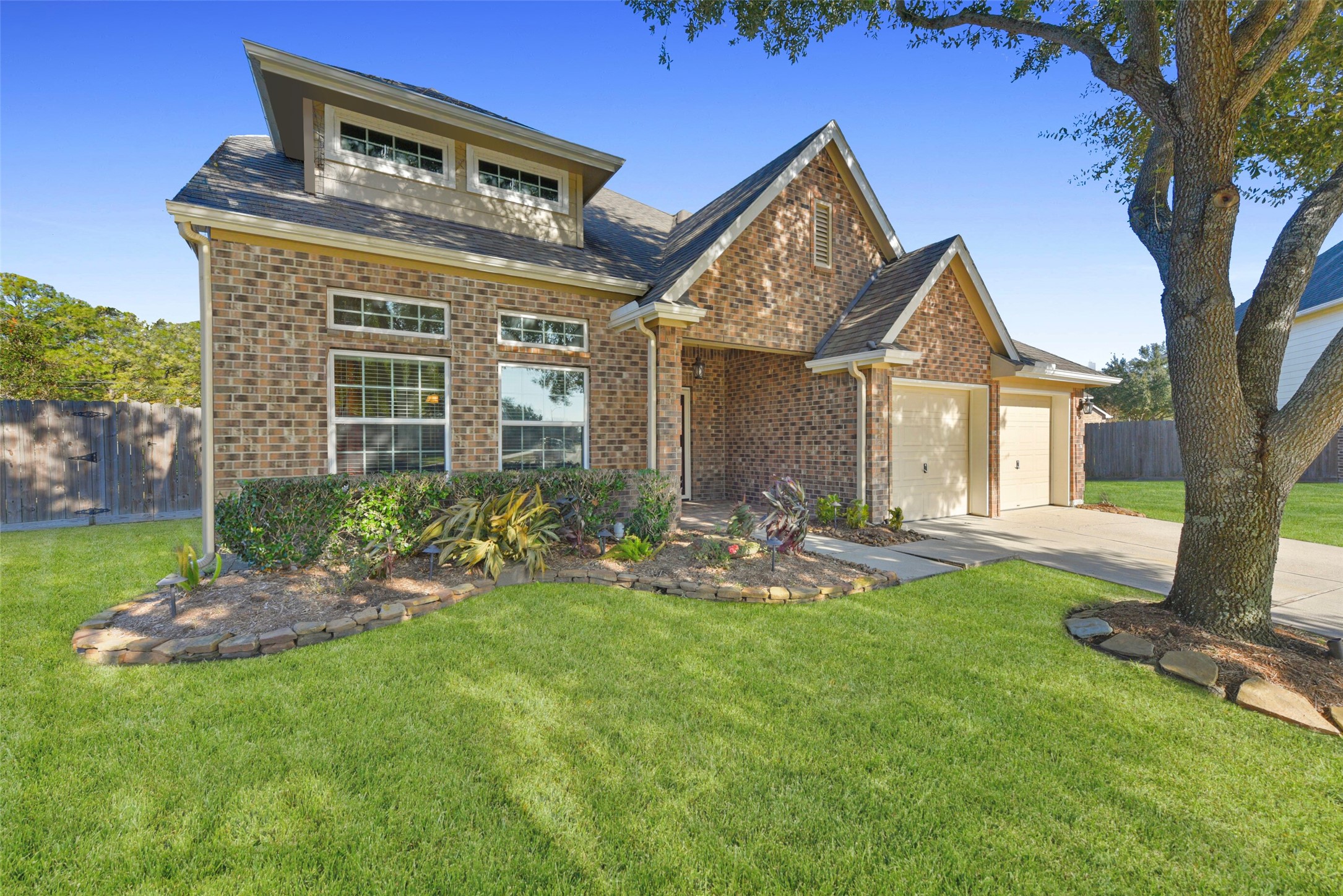3802 Oak Ridge Drive Pearland TX 77581