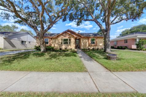 12114 Dorrance Lane Meadows Place TX 77477