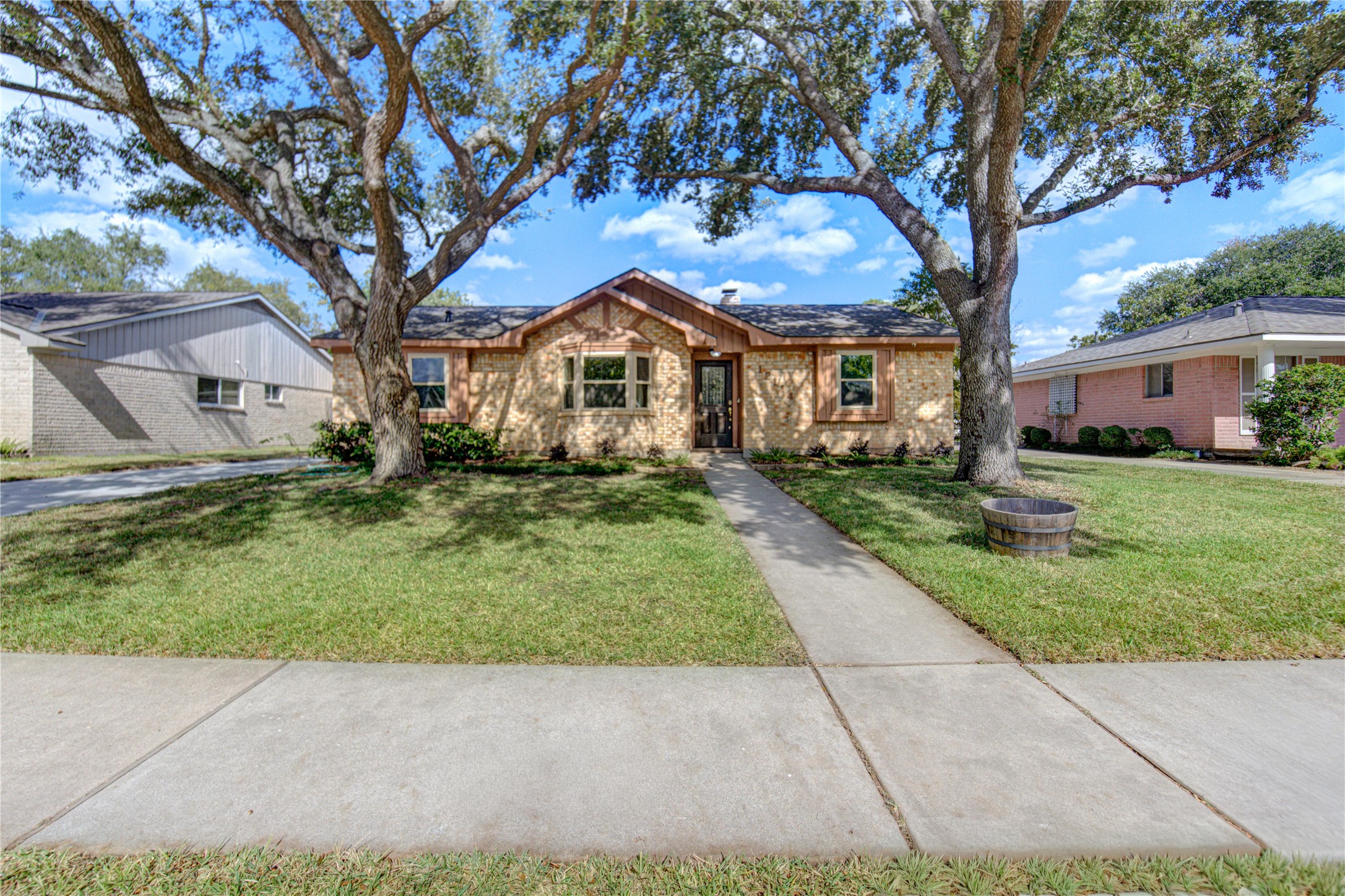 12114 Dorrance Lane Meadows Place TX 77477