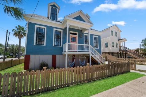 1123 32nd Street Galveston TX 77550