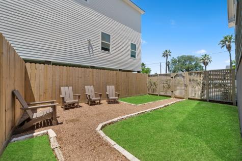 1123 32nd Street Galveston TX 77550
