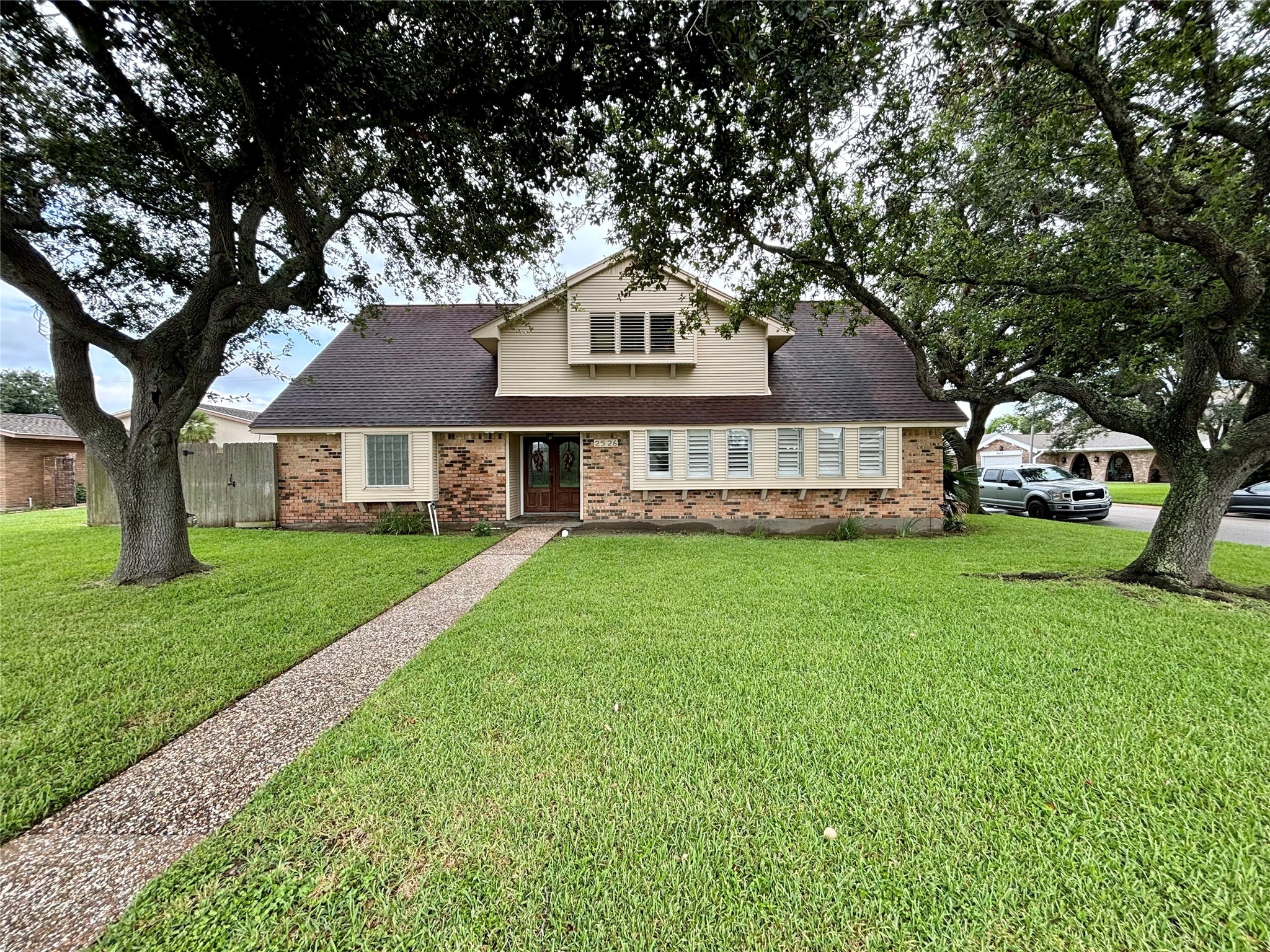 2526 Gerol Circle Galveston TX 77551