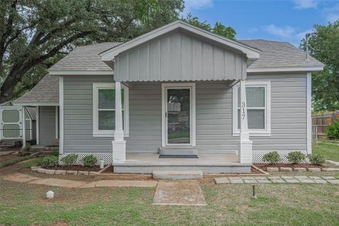 317 Milburn Street Wharton TX 77488