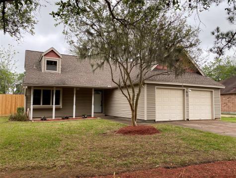 324 Raintree Lane Lake Jackson TX 77566