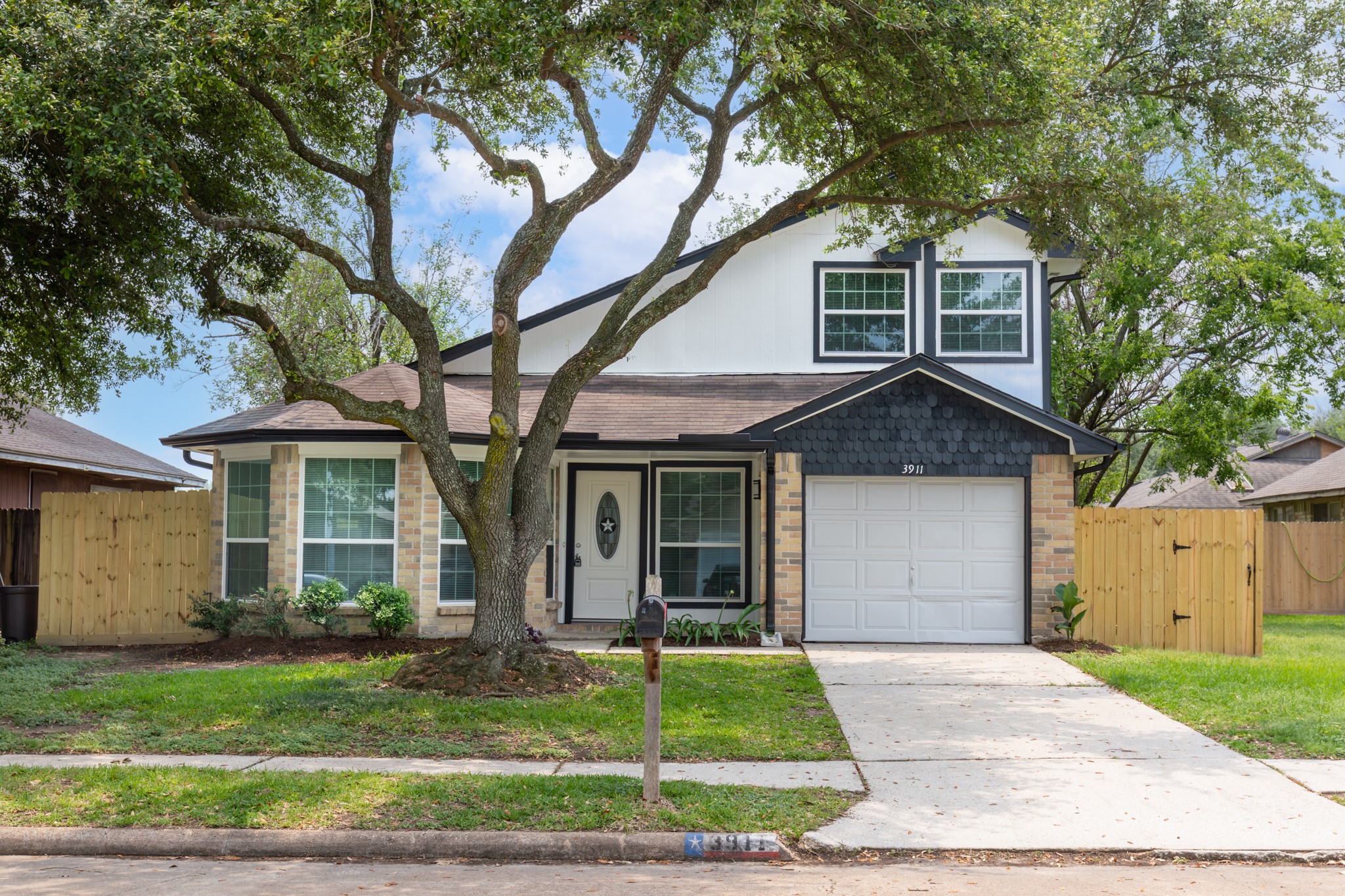 3911 Suttonford Drive Houston TX 77066
