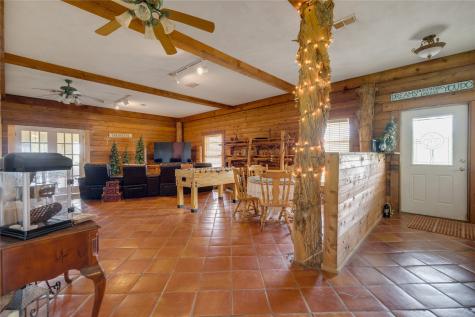 5652 SW An County Road 2202 Palestine TX 75803