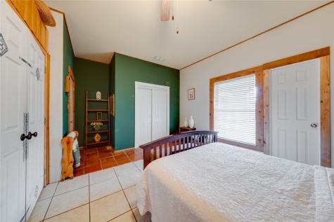 5652 SW An County Road 2202 Palestine TX 75803