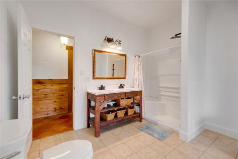 5652 SW An County Road 2202 Palestine TX 75803
