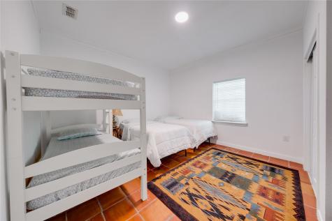 5652 SW An County Road 2202 Palestine TX 75803