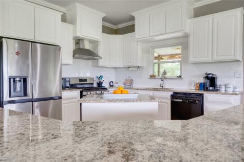 5652 SW An County Road 2202 Palestine TX 75803
