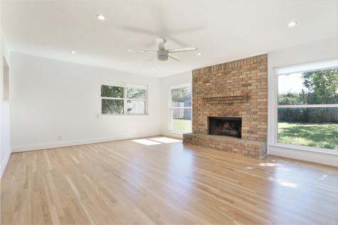 4613 Libbey Lane Houston TX 77092