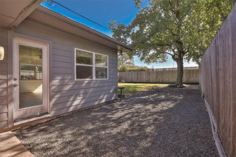 4613 Libbey Lane Houston TX 77092