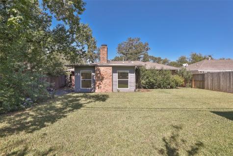 4613 Libbey Lane Houston TX 77092