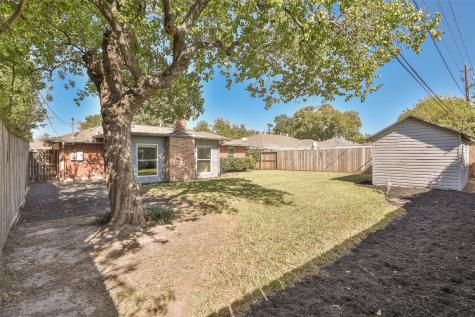 4613 Libbey Lane Houston TX 77092
