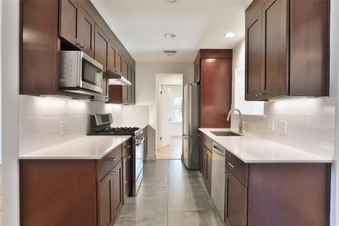 4613 Libbey Lane Houston TX 77092