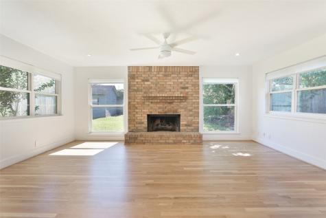 4613 Libbey Lane Houston TX 77092