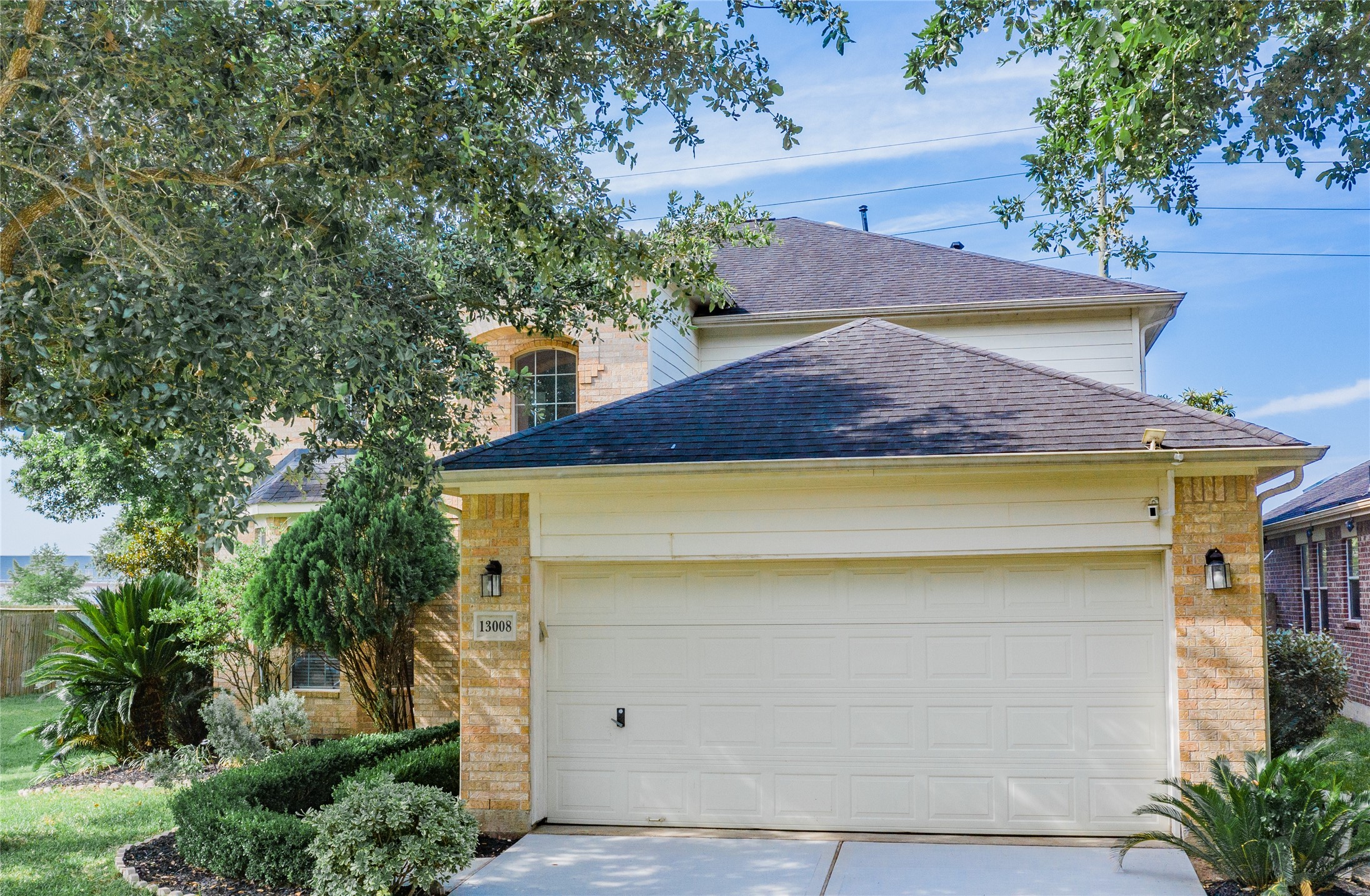 13008 Shallow Falls Lane Pearland TX 77584