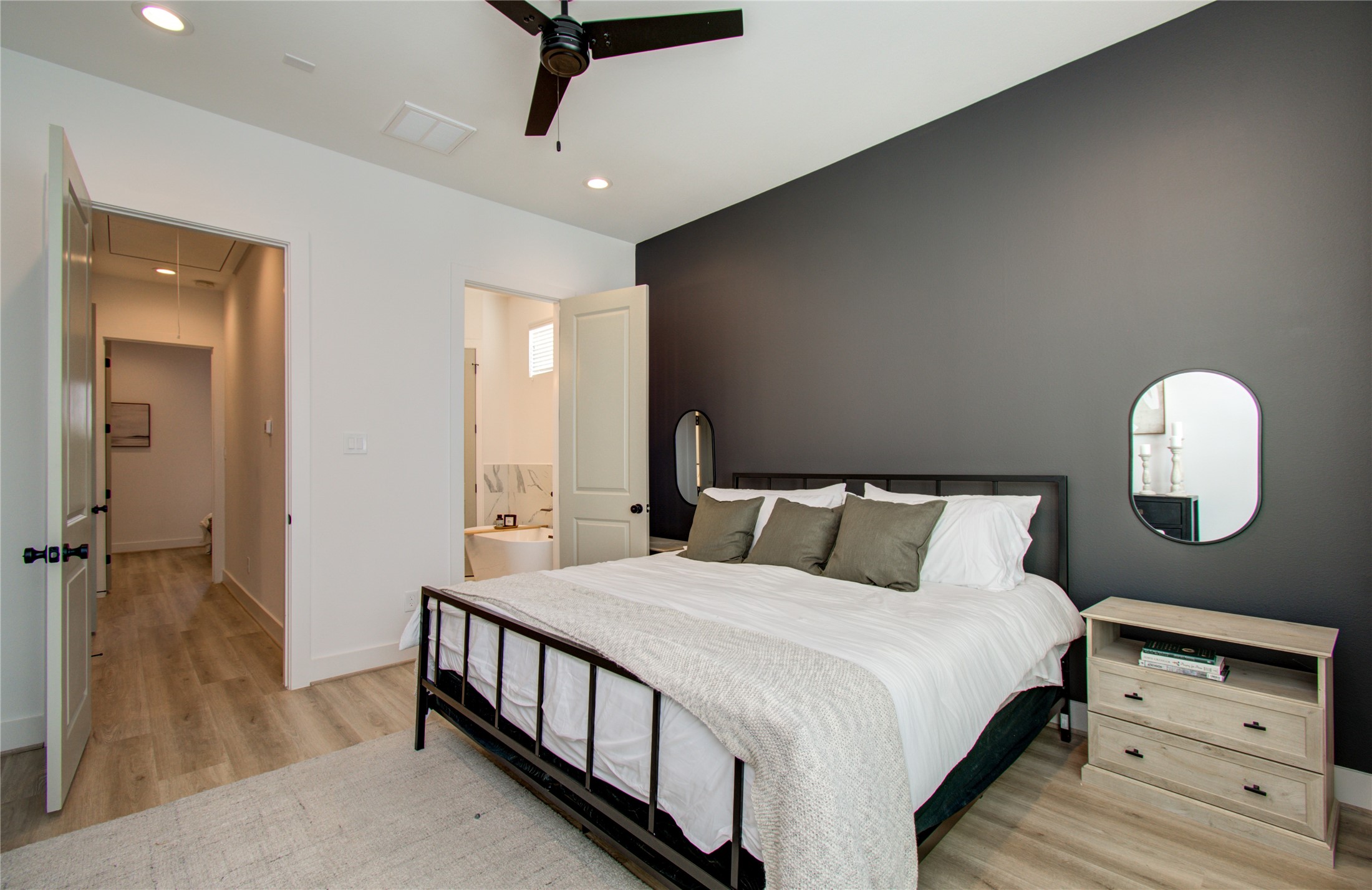 2351 Eagle Street Houston TX 77004