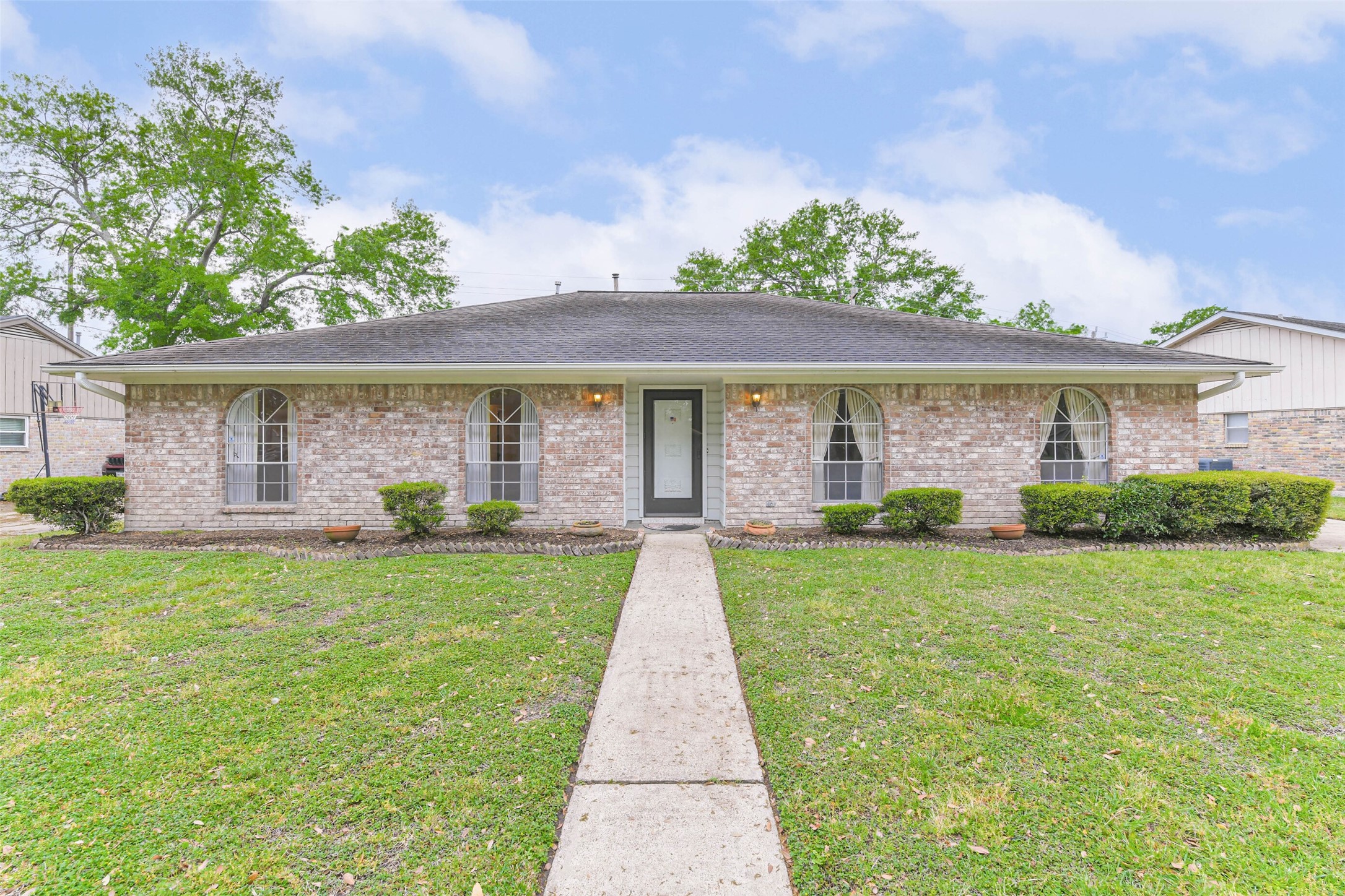 7123 Bayou Forest Drive Houston TX 77088