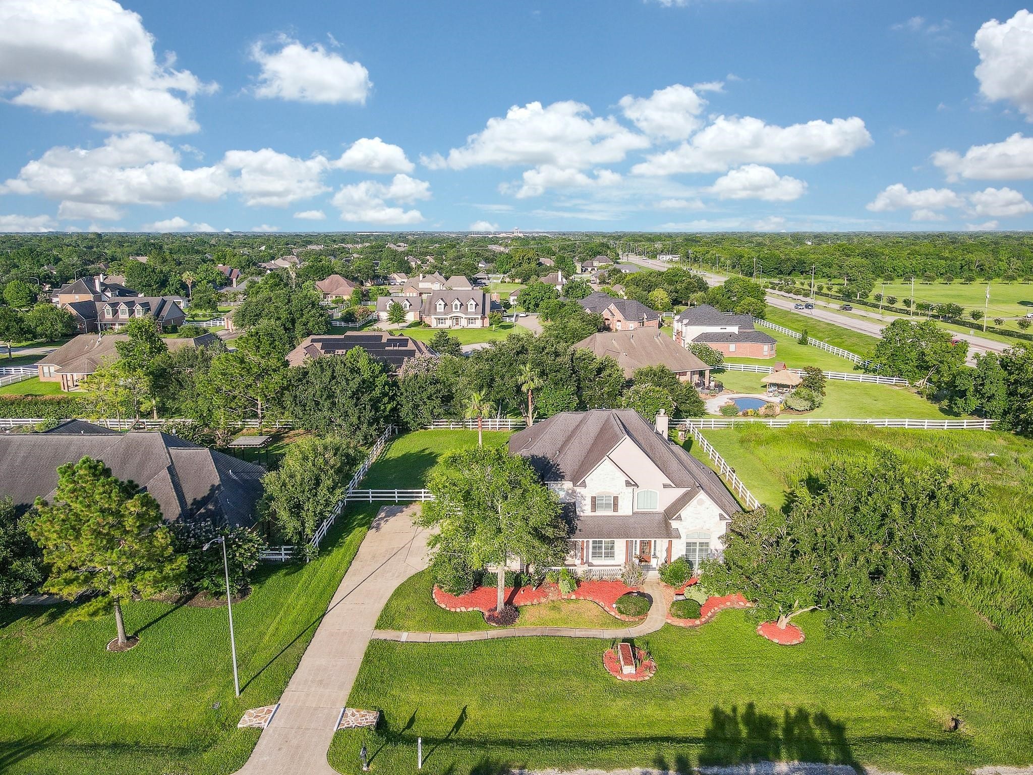 4033 Quail Run Drive Pearland TX 77584