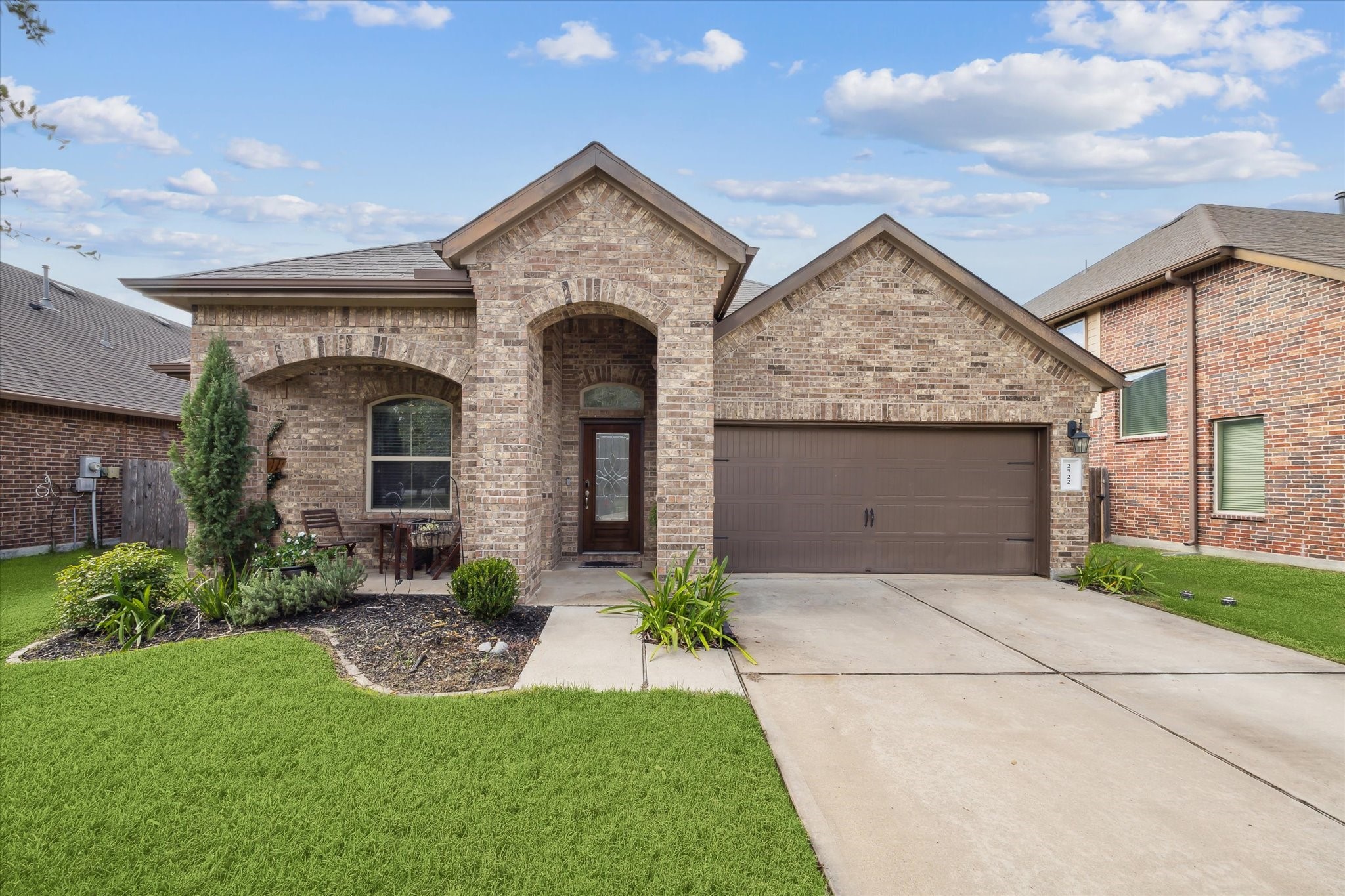 2722 Kaman Lane Pearland TX 77581