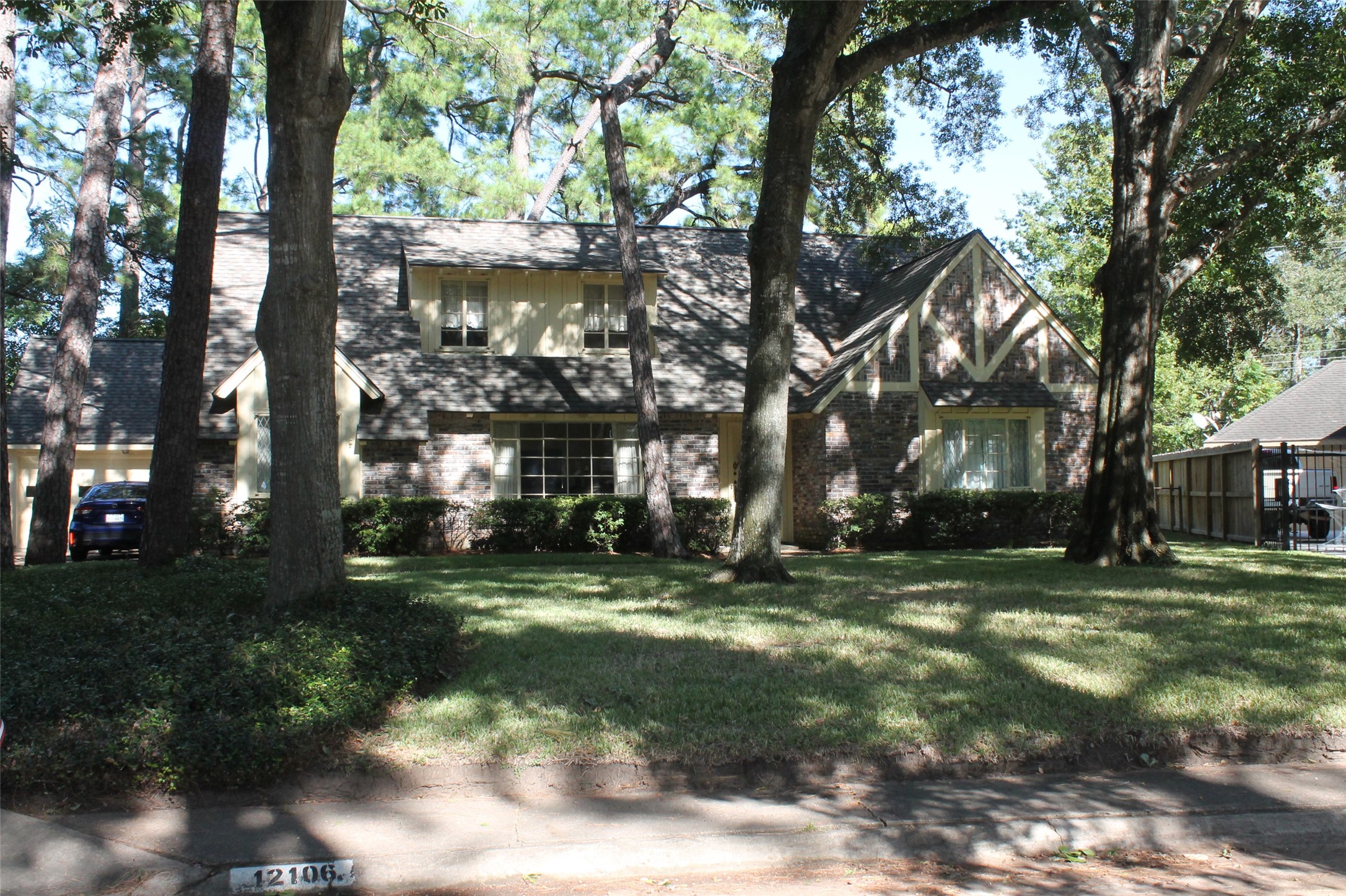 12106 Broken Arrow Street Houston TX 77024