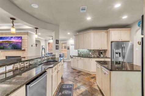 1622 Beau Rivage Conroe TX 77304
