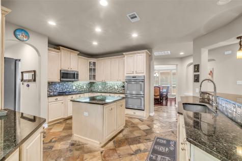 1622 Beau Rivage Conroe TX 77304