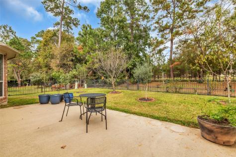 1622 Beau Rivage Conroe TX 77304