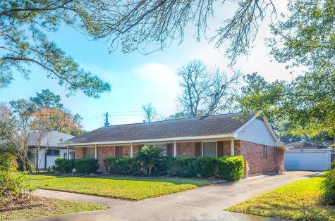 5755 Yarwell Drive Houston TX 77096