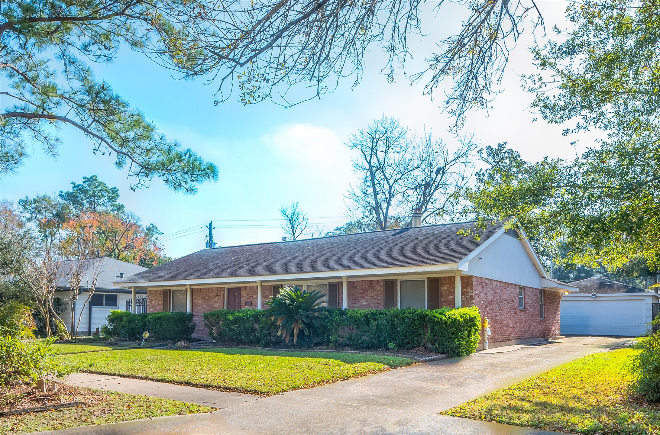 5755 Yarwell Drive Houston TX 77096