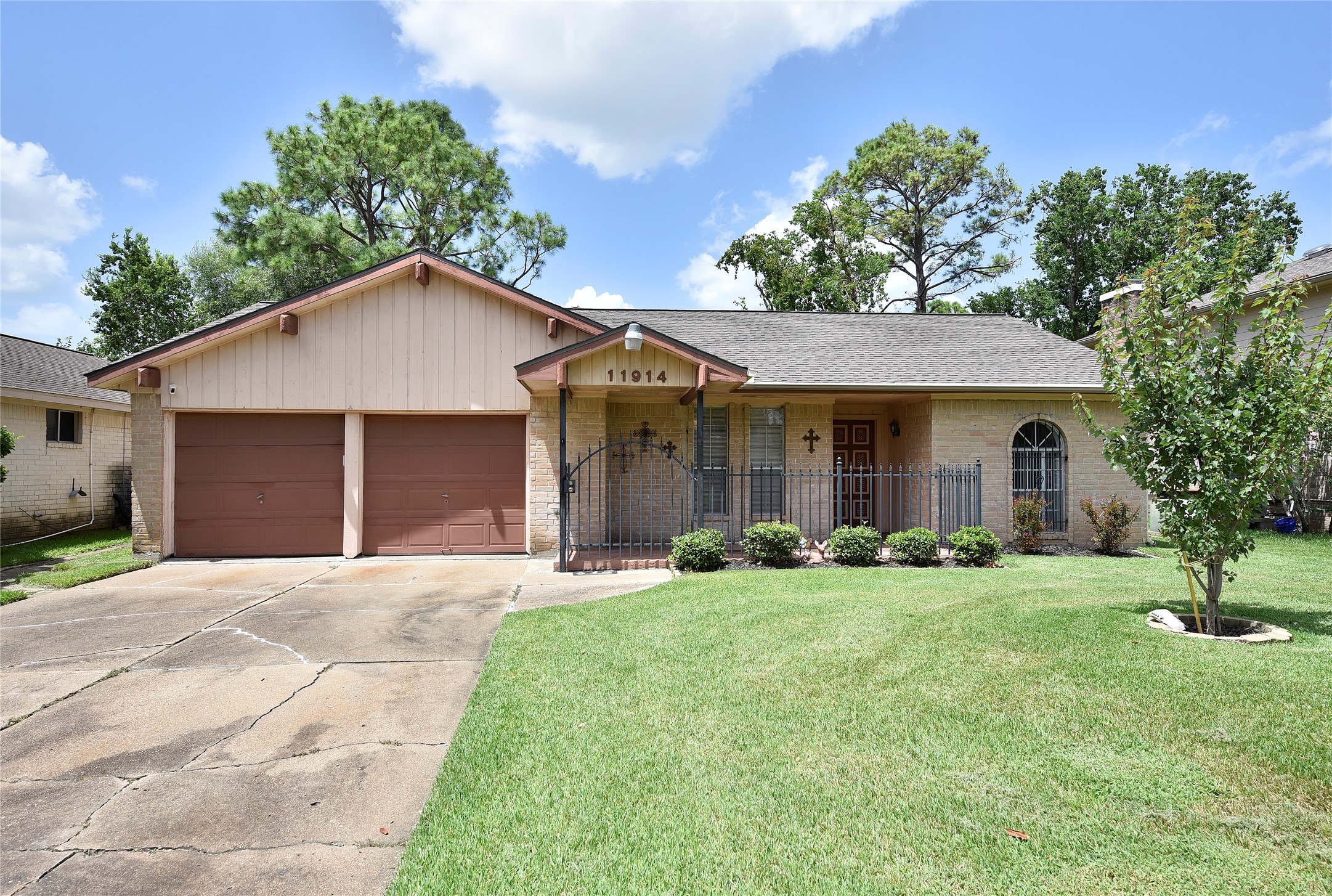 11914 Brighton Lane Meadows Place TX 77477
