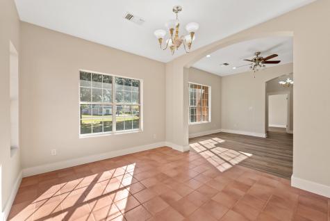 417 W Morgan Street Franklin TX 77856