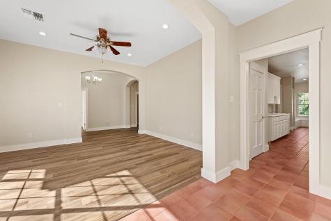 417 W Morgan Street Franklin TX 77856