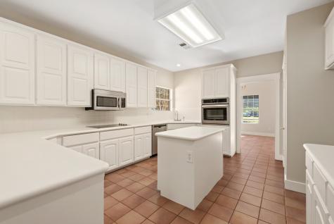 417 W Morgan Street Franklin TX 77856
