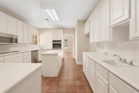 417 W Morgan Street Franklin TX 77856