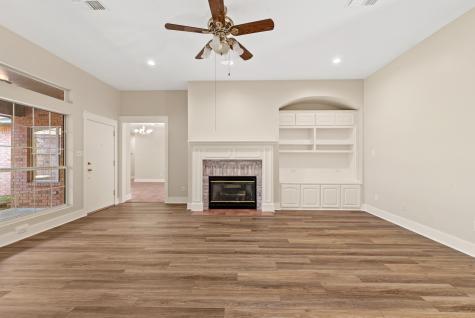 417 W Morgan Street Franklin TX 77856