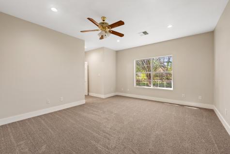 417 W Morgan Street Franklin TX 77856