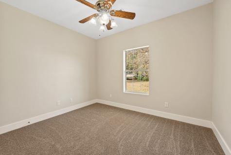 417 W Morgan Street Franklin TX 77856