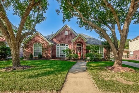 2026 Canyon Crest Drive Sugar Land TX 77479
