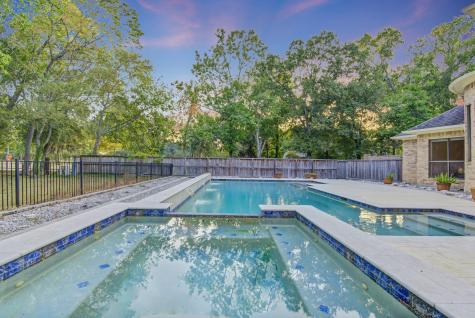 2302 Oak Links Avenue Houston TX 77059