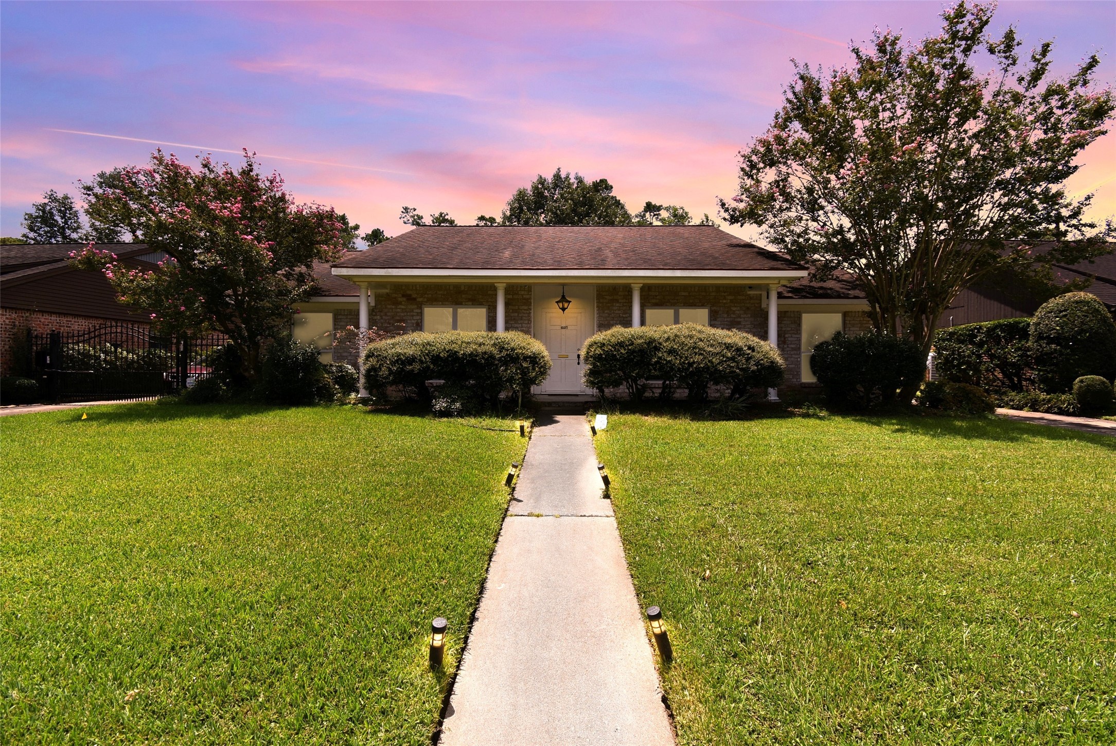 1037 Cheshire Lane Houston TX 77018