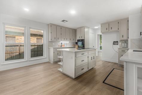 4334 Lake Grove Drive Seabrook TX 77586
