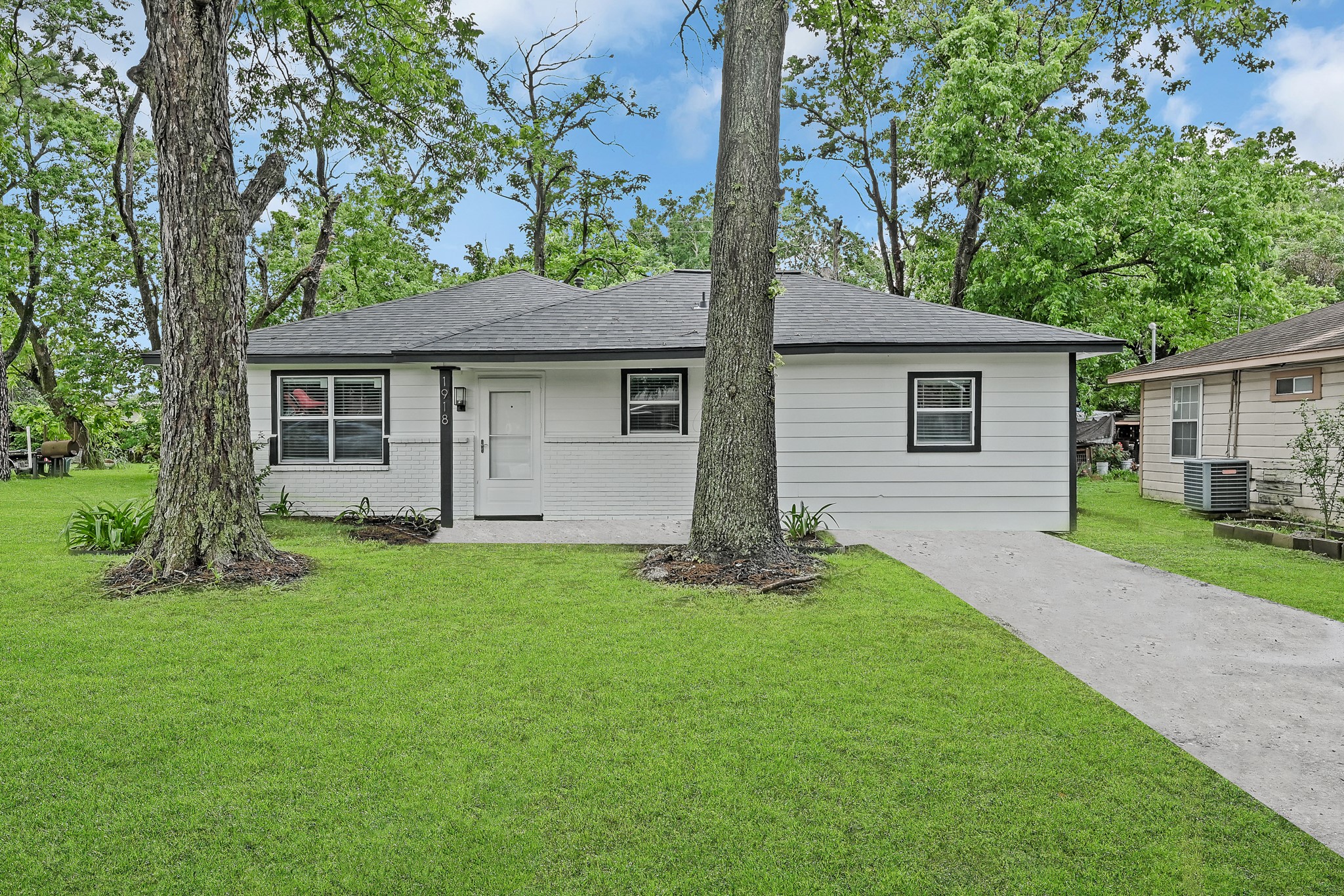 1918 Otterbury Drive Houston TX 77039