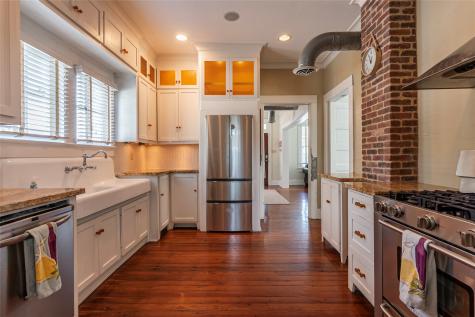 801 13th Street Galveston TX 77550