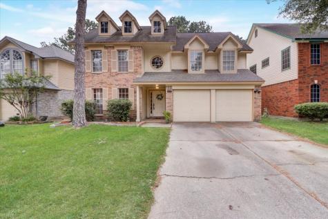 8322 Lake Crystal Drive Houston TX 77095