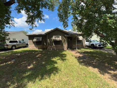 720 Munger Street Pasadena TX 77506